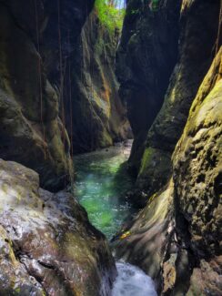 Charco El Pilón y La Iglesia